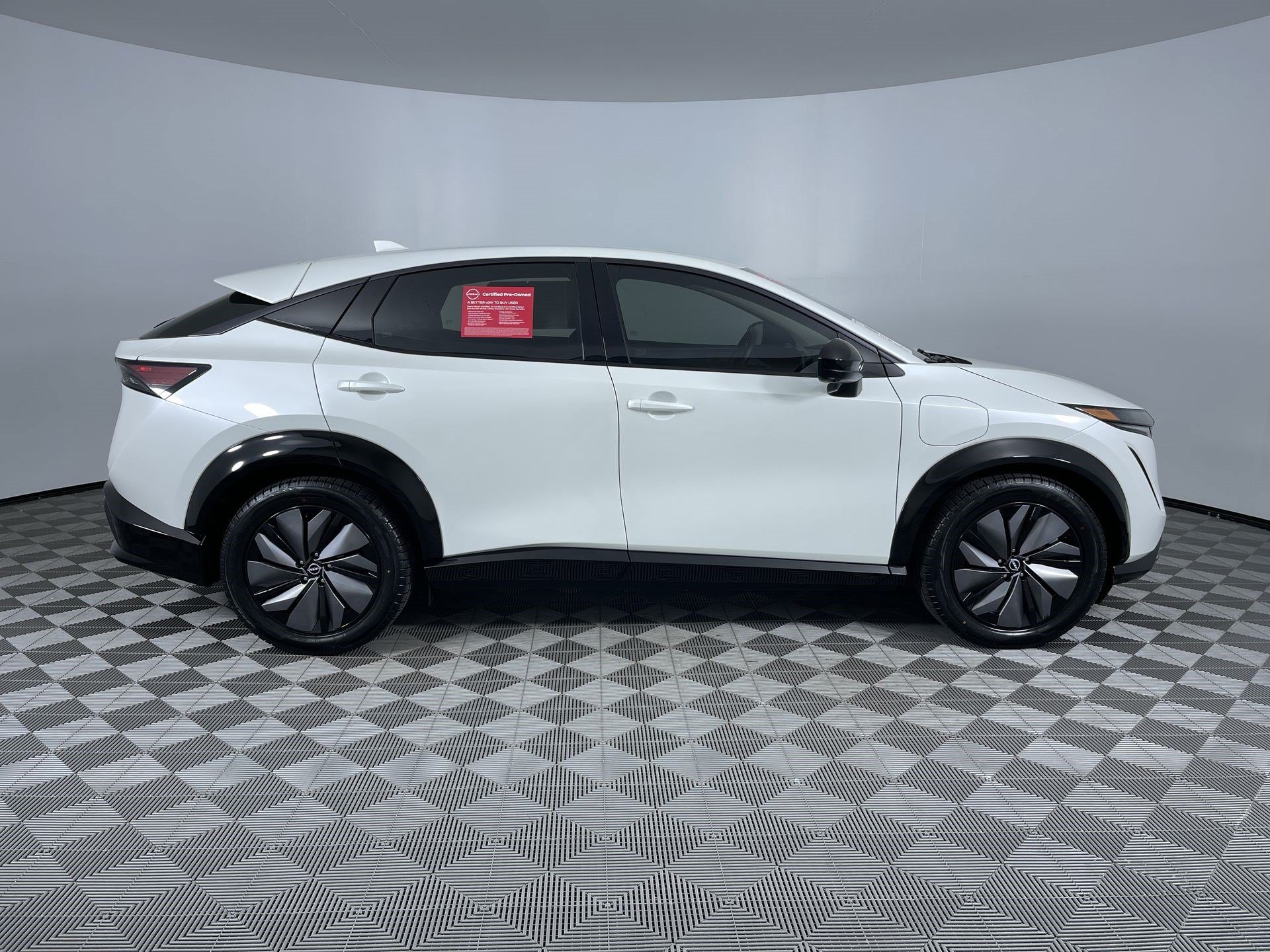 Certified 2024 Nissan Ariya AWD image 10