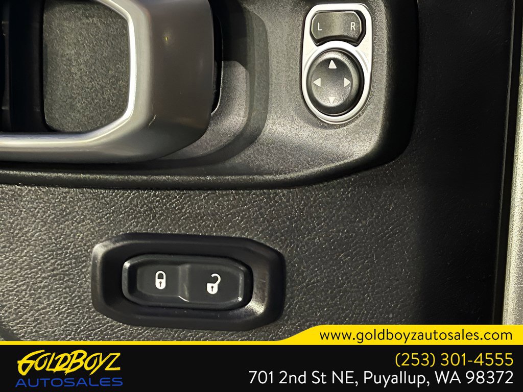 Used 2018 Jeep Wrangler Unlimited Rubicon image 31