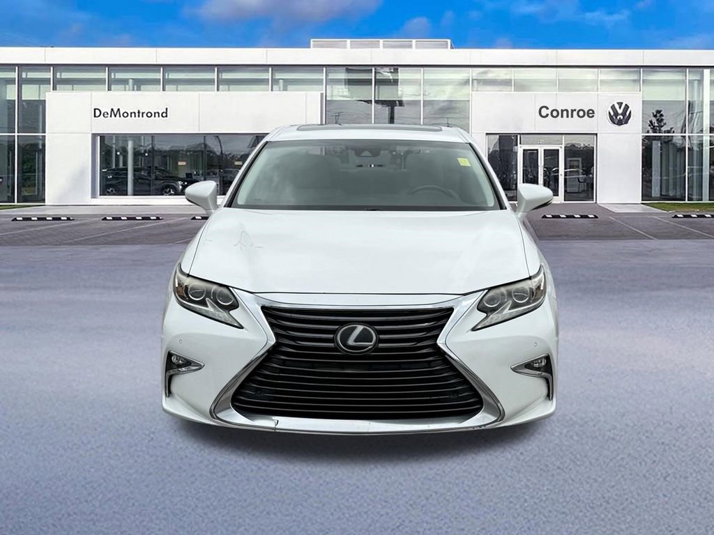 Used 2016 Lexus ES 350 w/ Luxury Package w/Wood Trim FWD image 2