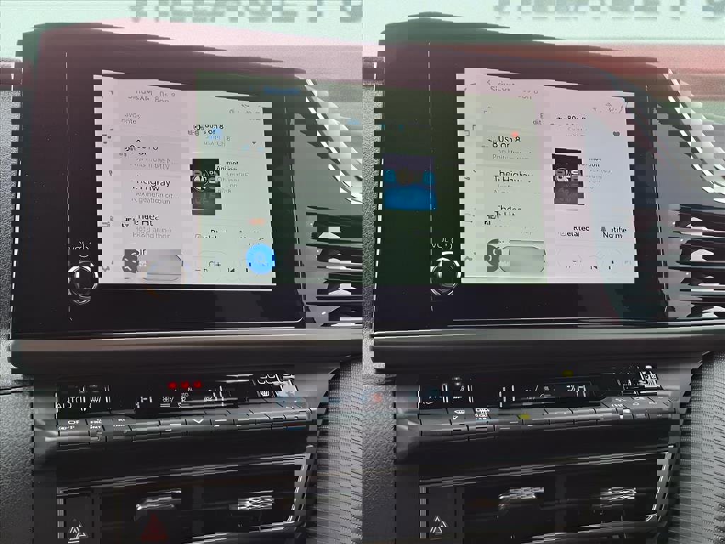 Used 2026 Toyota Camry SE image 17