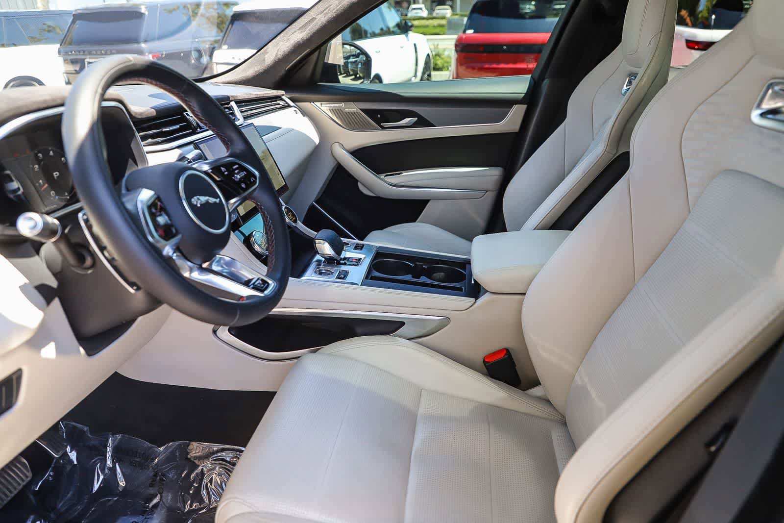 Used 2021 Jaguar F-PACE SVR AWD/4WD image 21