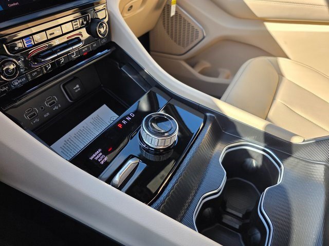 New 2025 Jeep Grand Cherokee L Limited w/ Luxury Tech Group II image 42