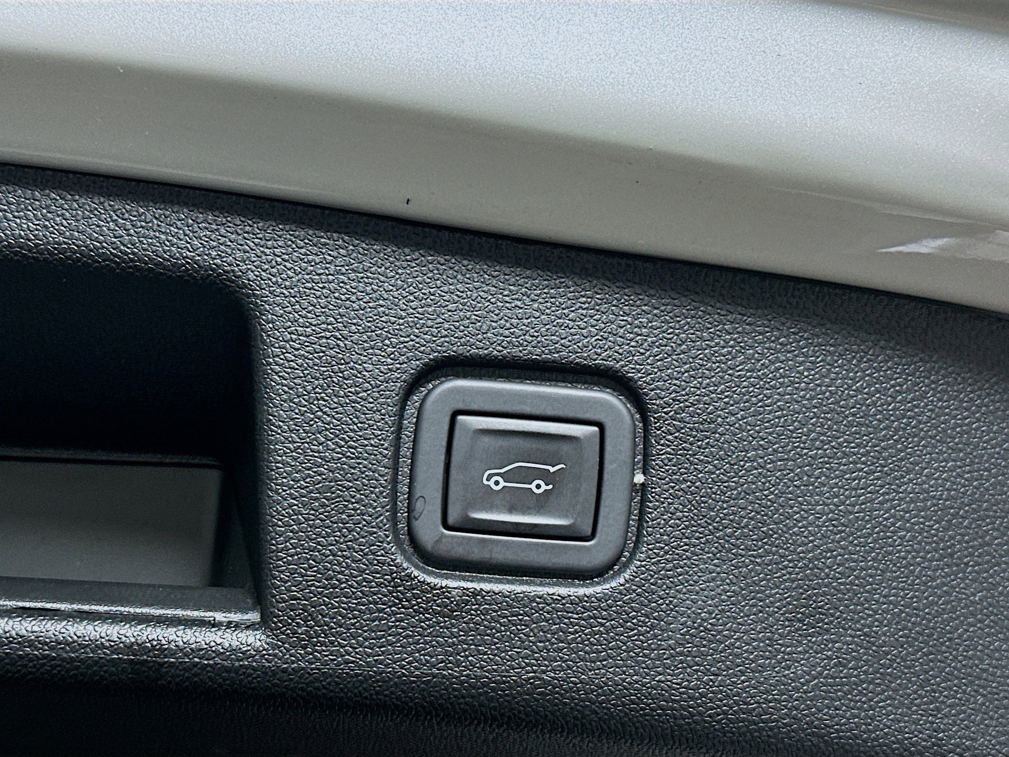 Used 2024 Chevrolet Blazer EV RS AWD/4WD image 29