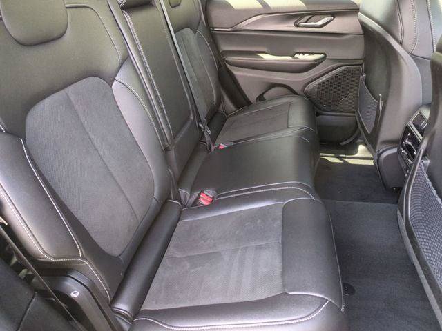 Certified 2023 Jeep Grand Cherokee Altitude AWD/4WD image 22