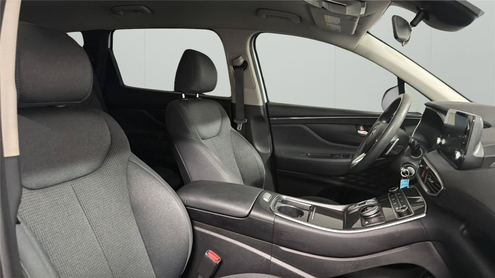 Used 2021 Hyundai Santa Fe SE FWD image 14