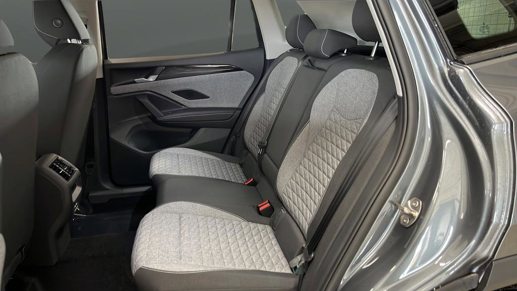 New 2026 Volkswagen Tiguan S AWD/4WD image 21