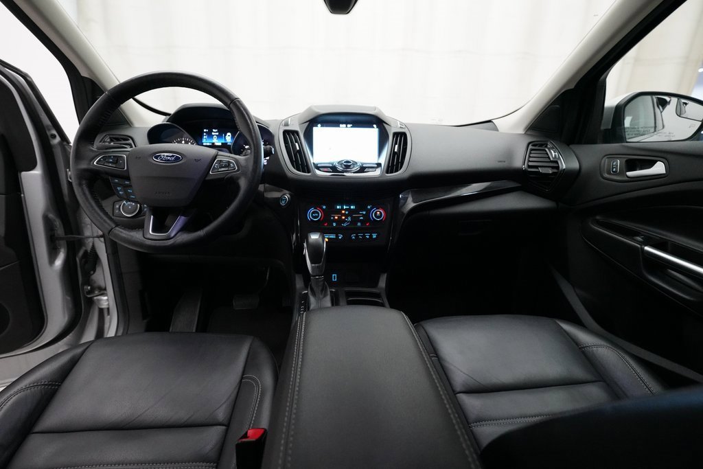 Used 2019 Ford Escape Titanium image 5