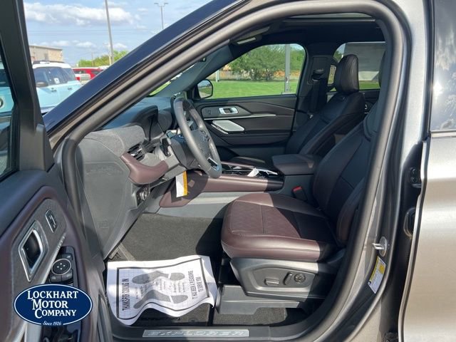 New 2026 Ford Explorer Platinum image 12