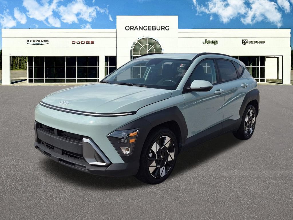 Used 2025 Hyundai Kona SEL FWD image 5