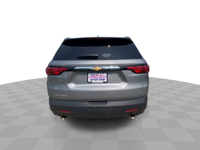 Used 2023 Chevrolet Traverse LT FWD image 9
