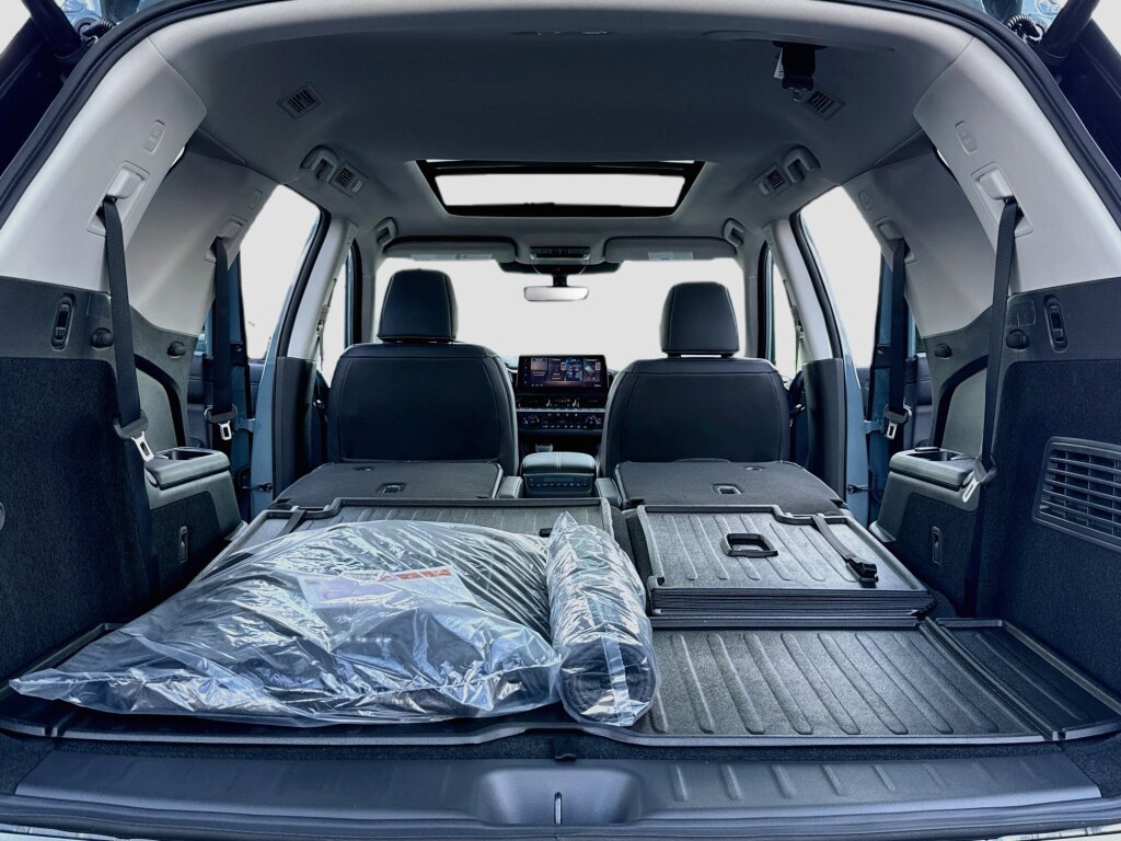 New 2026 Nissan Pathfinder Platinum AWD/4WD image 9