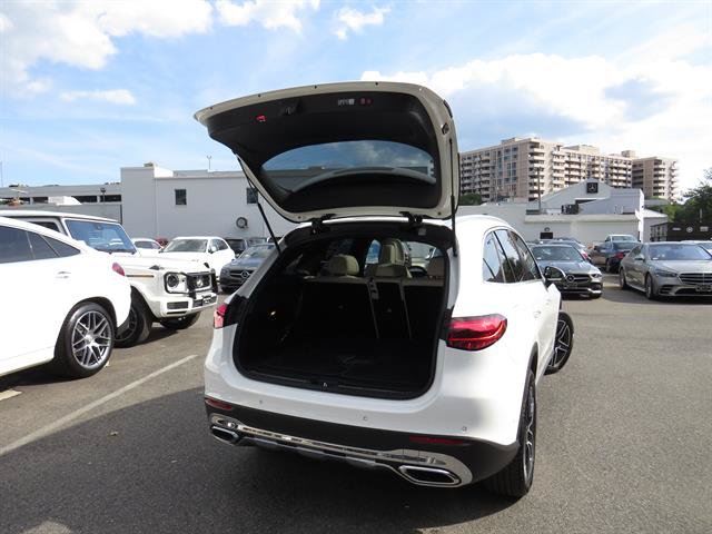 Used 2026 Mercedes-Benz GLC 300 4MATIC image 29