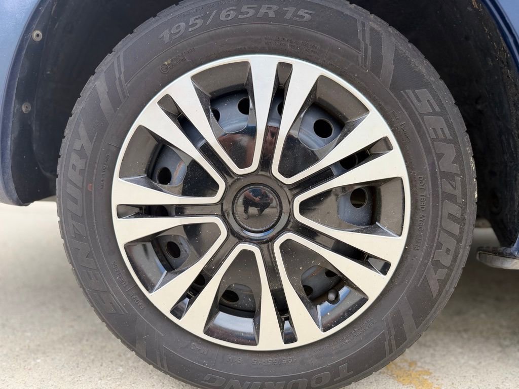 Used 2005 Toyota Camry LE FWD image 11