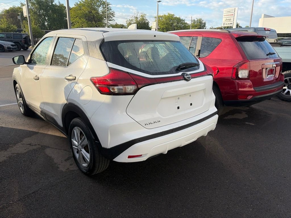 Used 2023 Nissan Kicks S FWD image 6