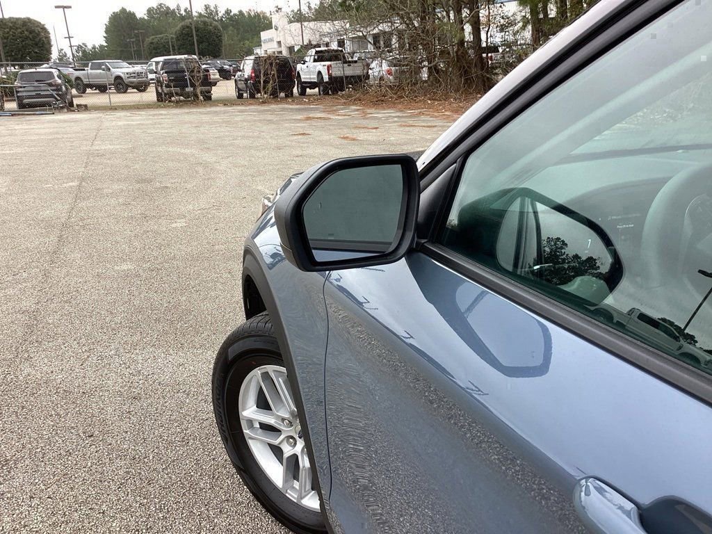 New 2026 Ford Explorer Active image 24