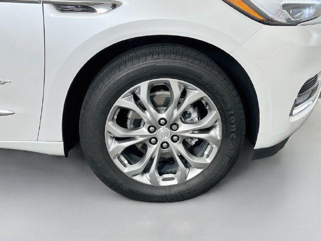 Used 2021 Buick Enclave Avenir AWD/4WD image 41
