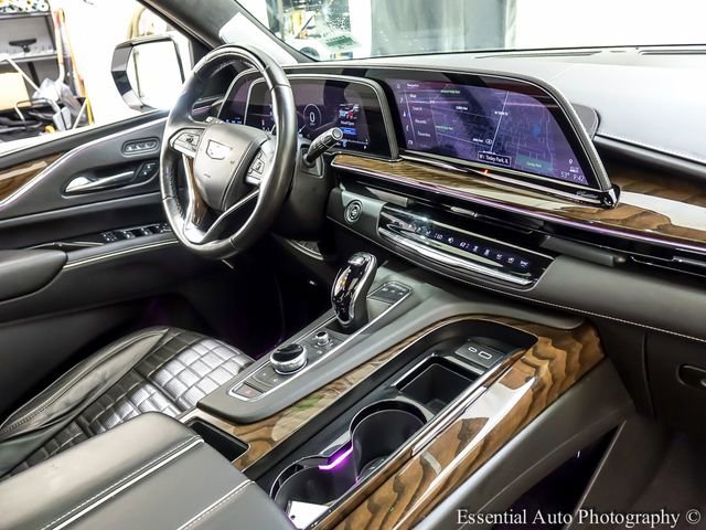 Used 2023 Cadillac Escalade ESV Sport Platinum w/ LPO, ONYX Package AWD/4WD image 30