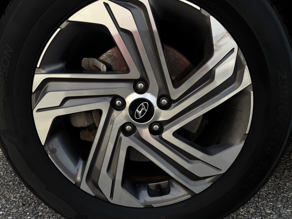 Used 2023 Hyundai Santa Fe SEL w/ Premium Package image 23