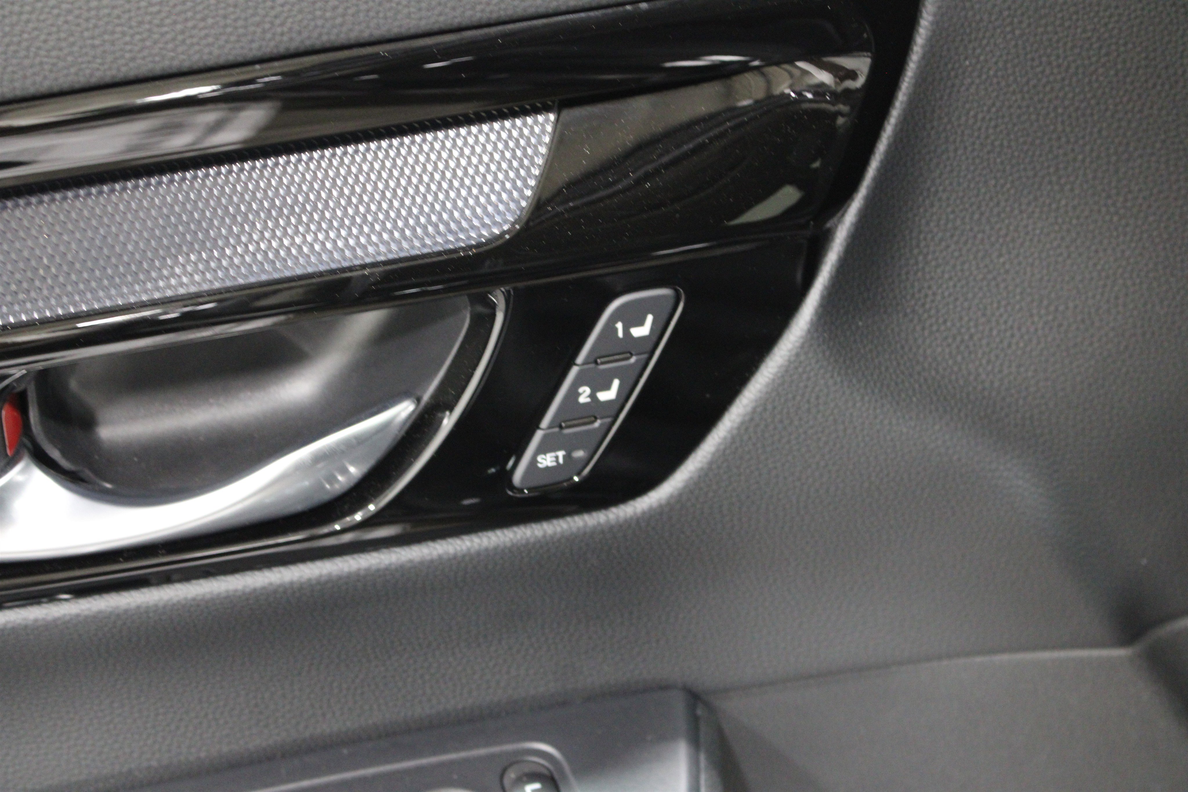 Used 2024 Honda CR-V EX-L image 8