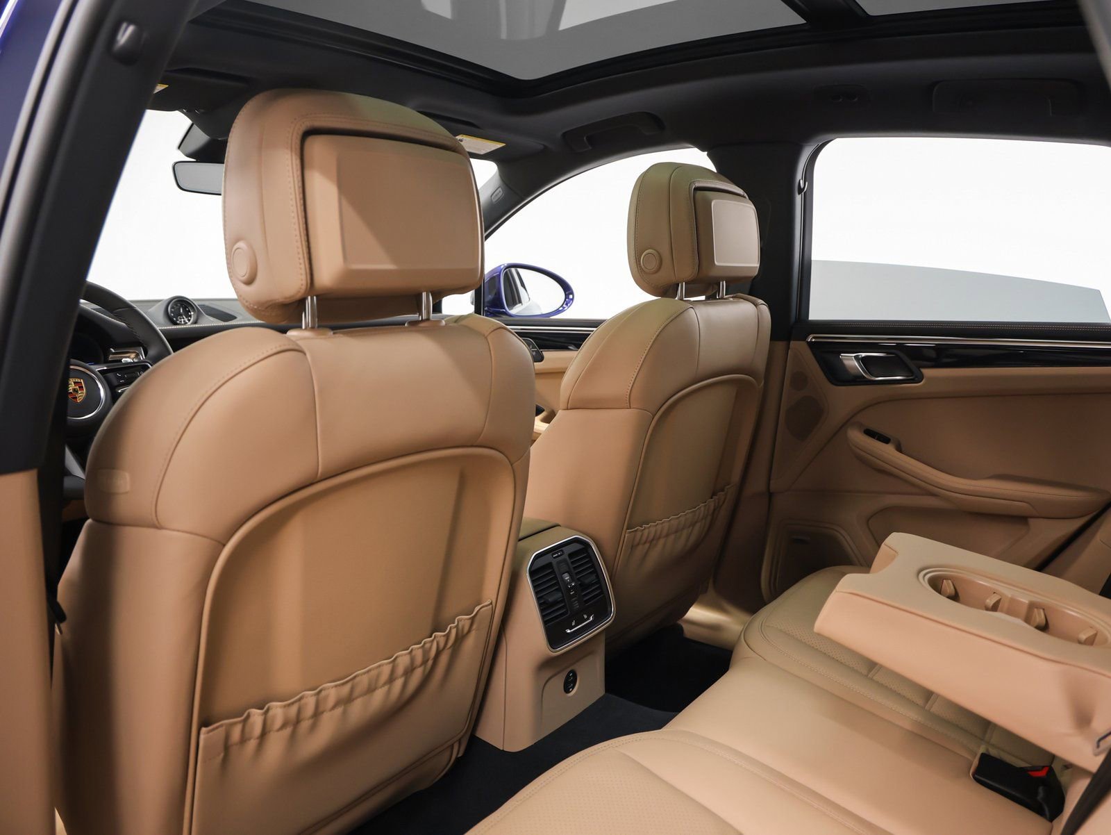 New 2026 Porsche Macan image 43