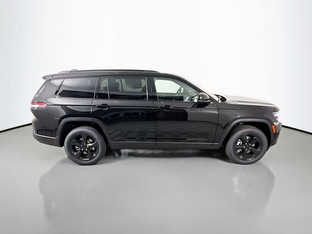 New 2025 Jeep Grand Cherokee L Limited w/ Black Appearance Package image 8