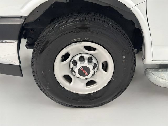 Used 2025 GMC Savana 2500 w/ Driver Convenience Package RWD image 22