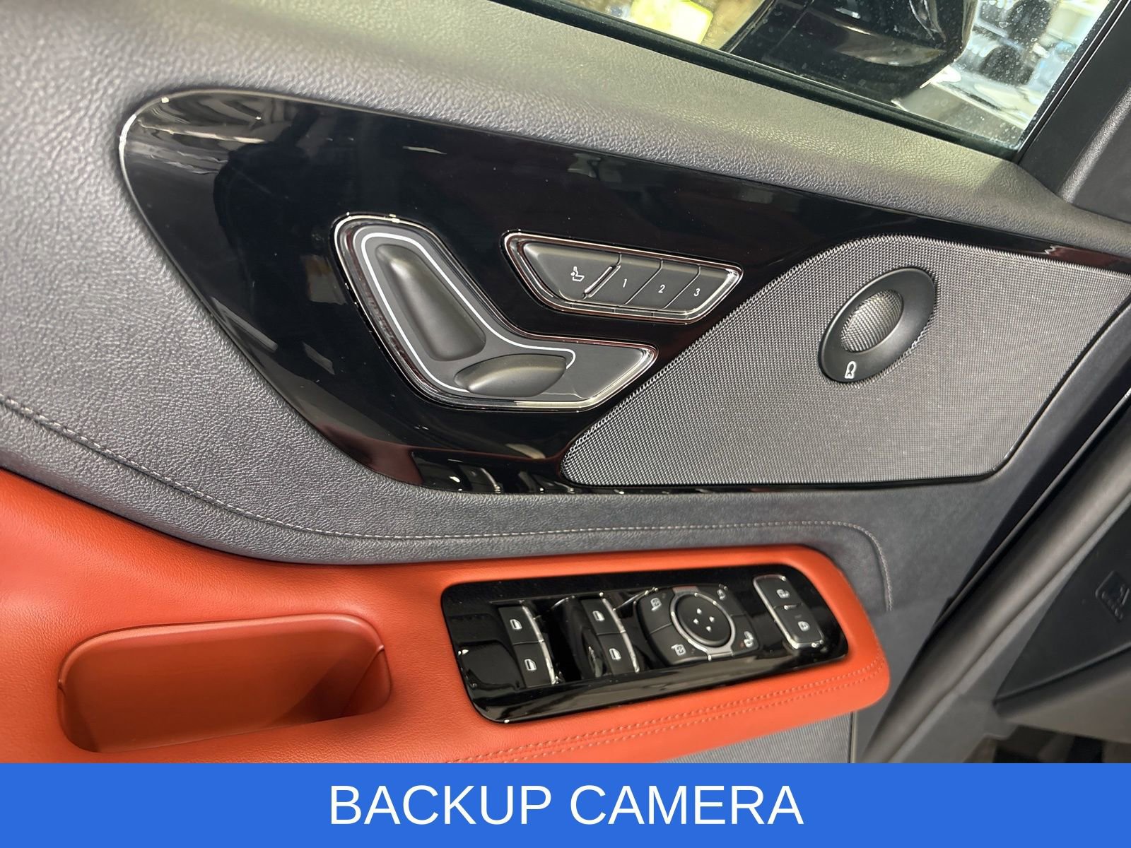 Used 2025 Lincoln Aviator Reserve w/ Illumination Package AWD/4WD image 23