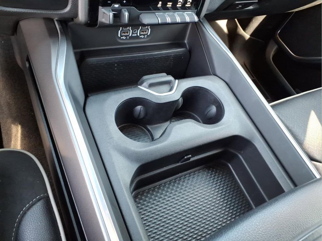 Used 2021 RAM 1500 Laramie w/ Sport Appearance Package image 25