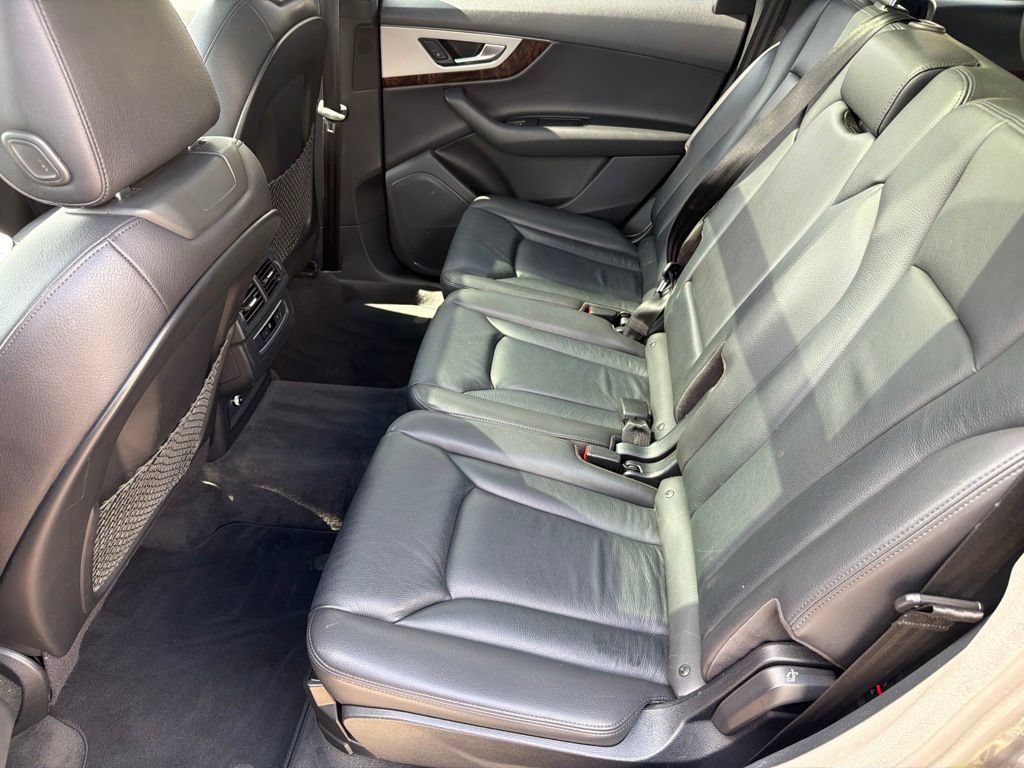 Used 2019 Audi Q7 2.0T Premium AWD/4WD image 25