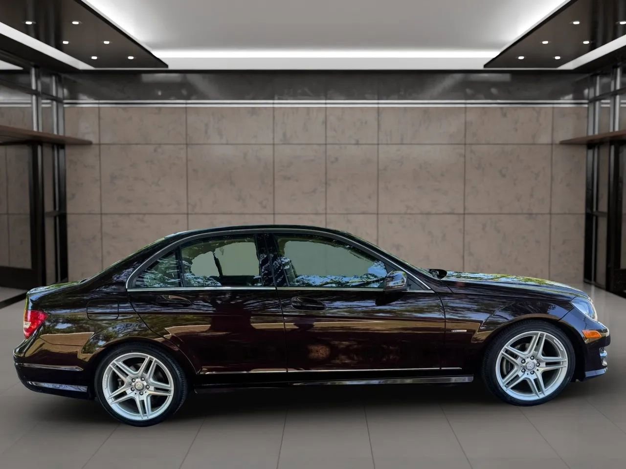 Used 2012 Mercedes-Benz C 250 Sedan image 7