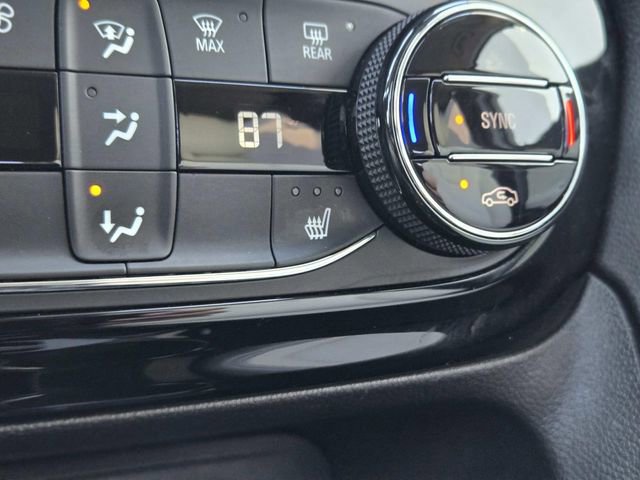 Used 2021 Buick Encore GX Select image 24