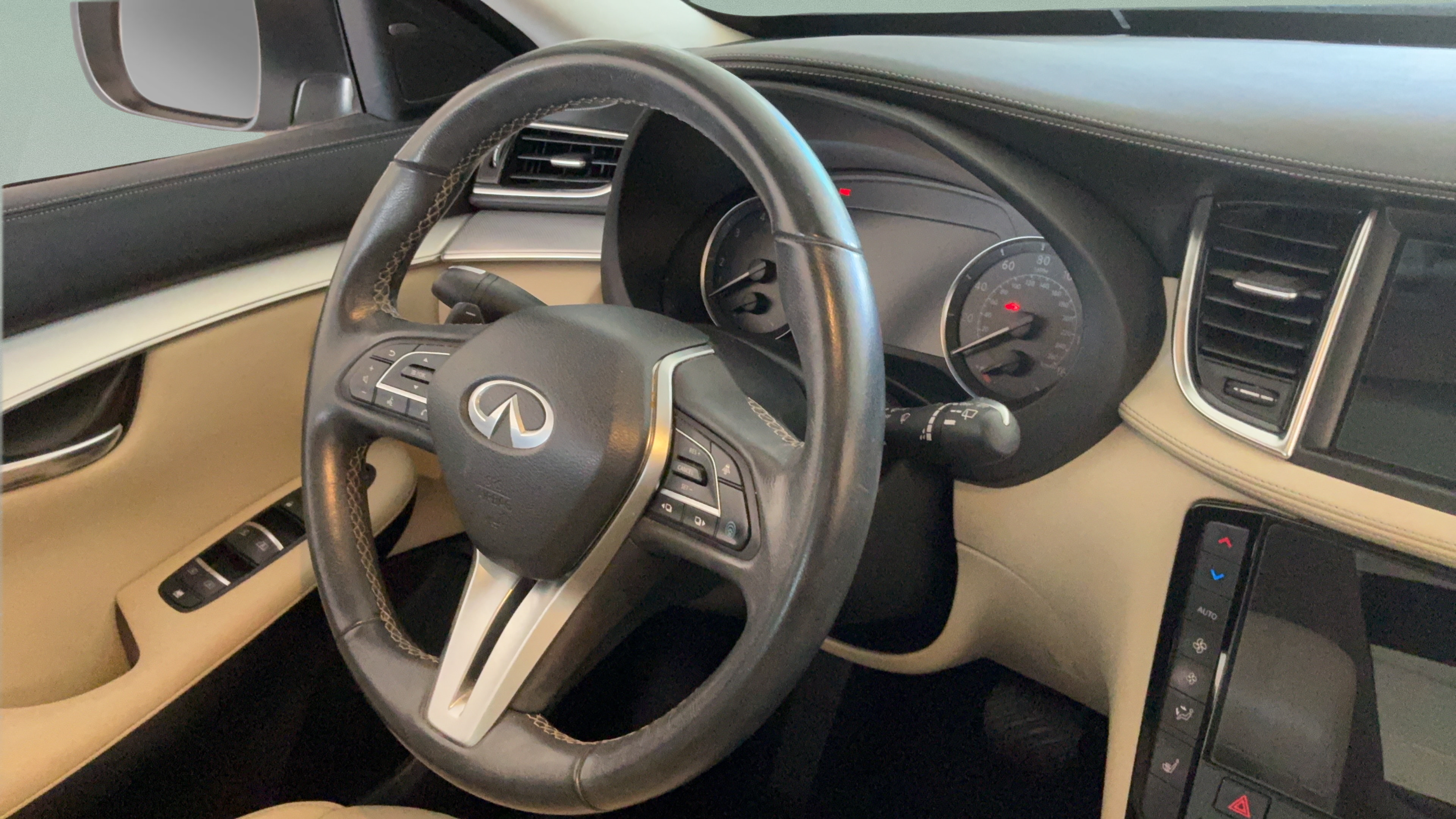 Used 2021 INFINITI QX50 Luxe FWD image 36