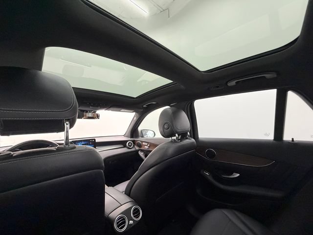 Used 2021 Mercedes-Benz GLC 300 image 35