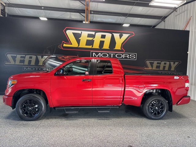 Used 2020 Toyota Tundra SR5 image 3