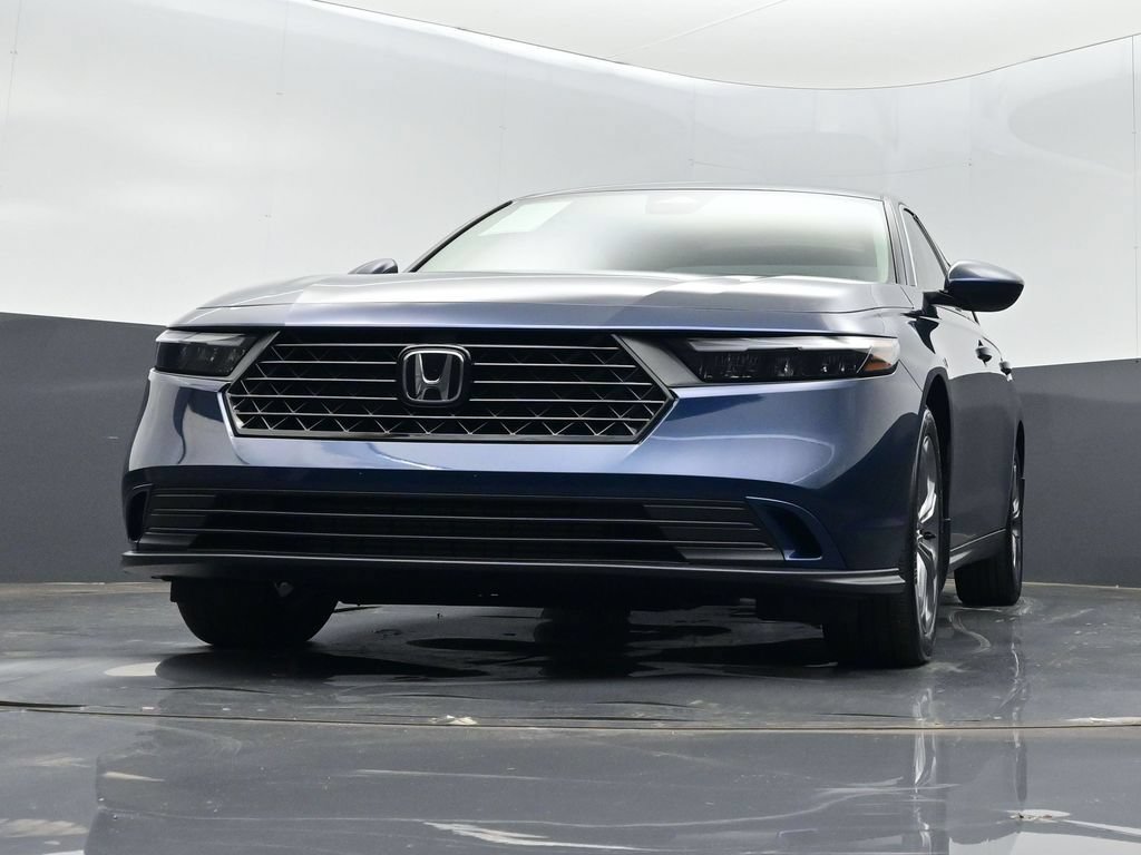 Certified 2024 Honda Accord EX image 11