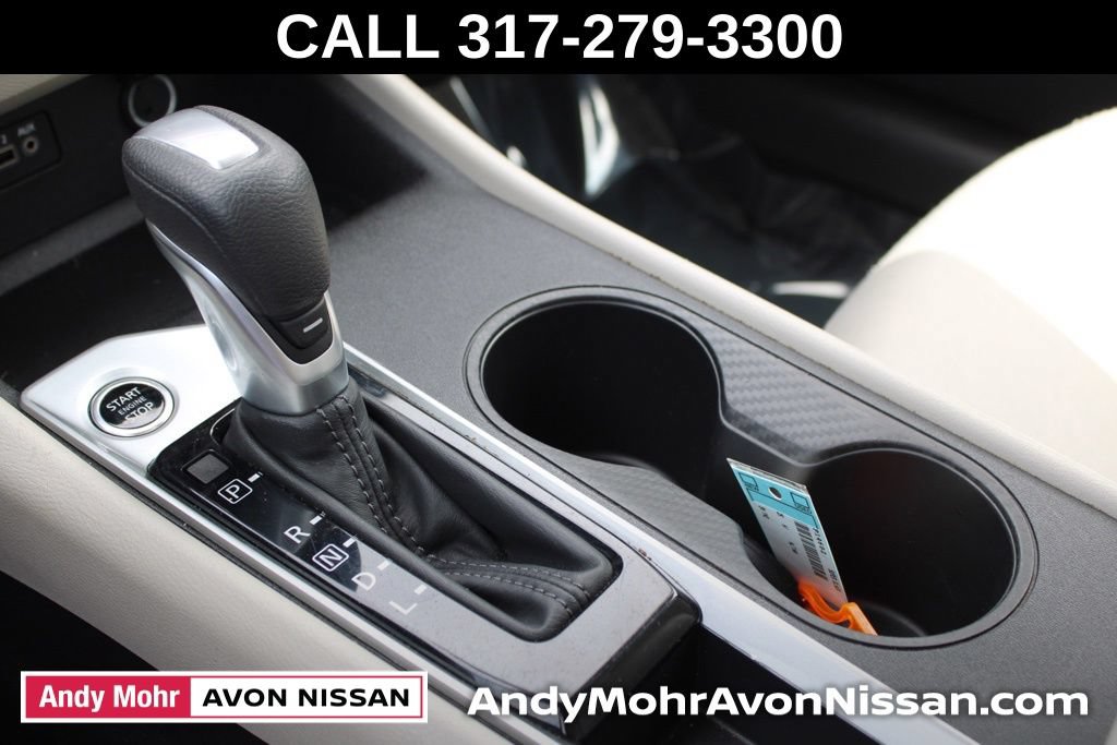 Used 2025 Nissan Altima 2.5 SV FWD image 38