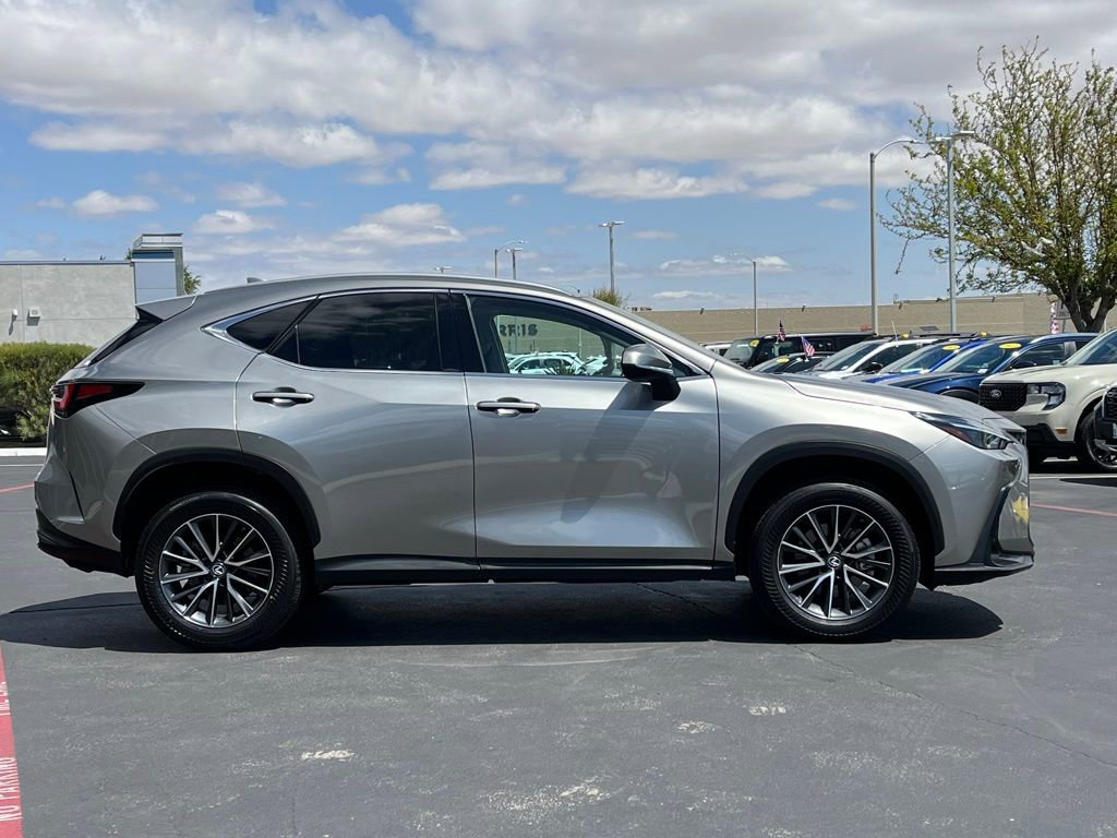 Used 2023 Lexus NX 250 FWD image 9