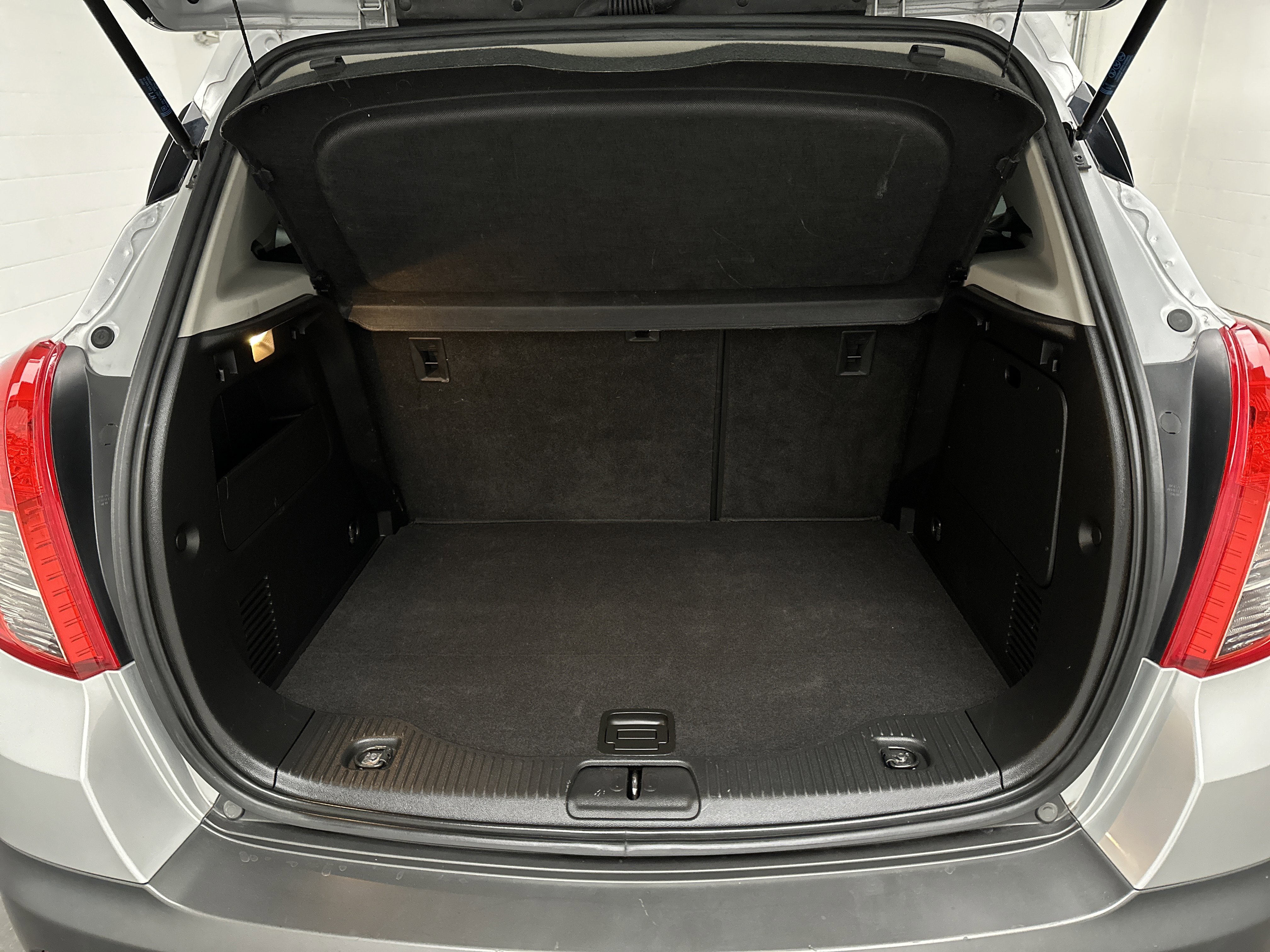 Used 2014 Buick Encore FWD image 12