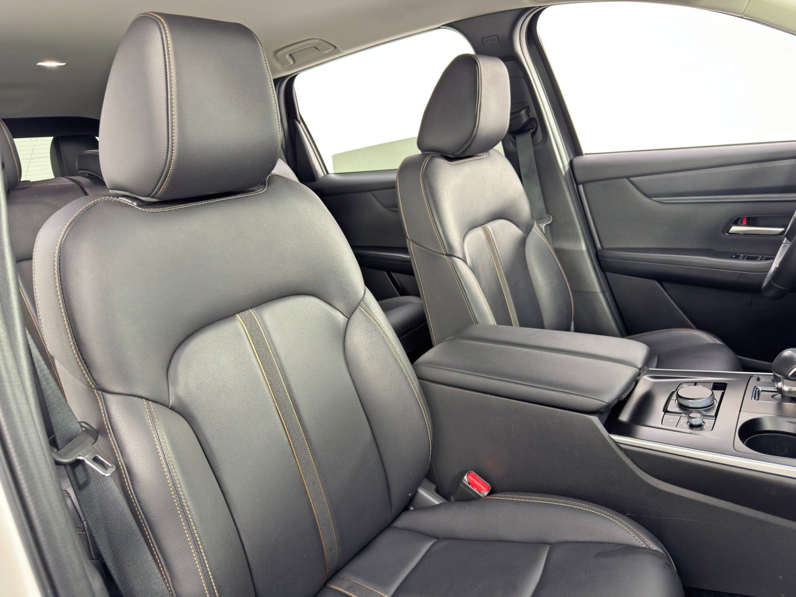 Used 2024 MAZDA CX-90 3.3 Turbo w/ Select Package image 33