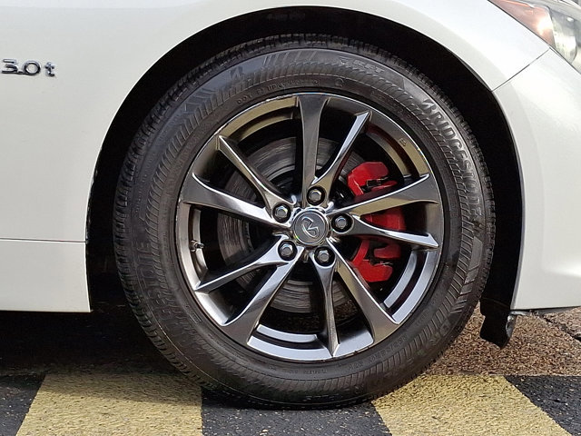 Used 2017 INFINITI Q50 Signature Edition w/ All Weather Package (L93) image 8