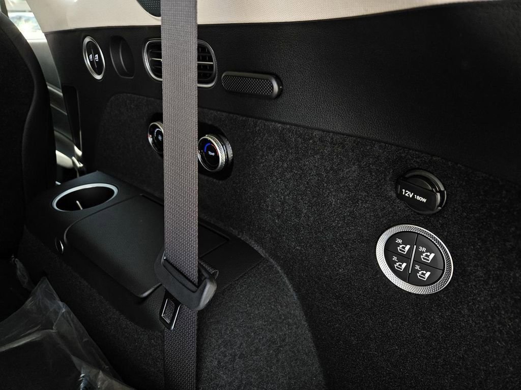 New 2026 Genesis GV80 2.5T Advanced image 13