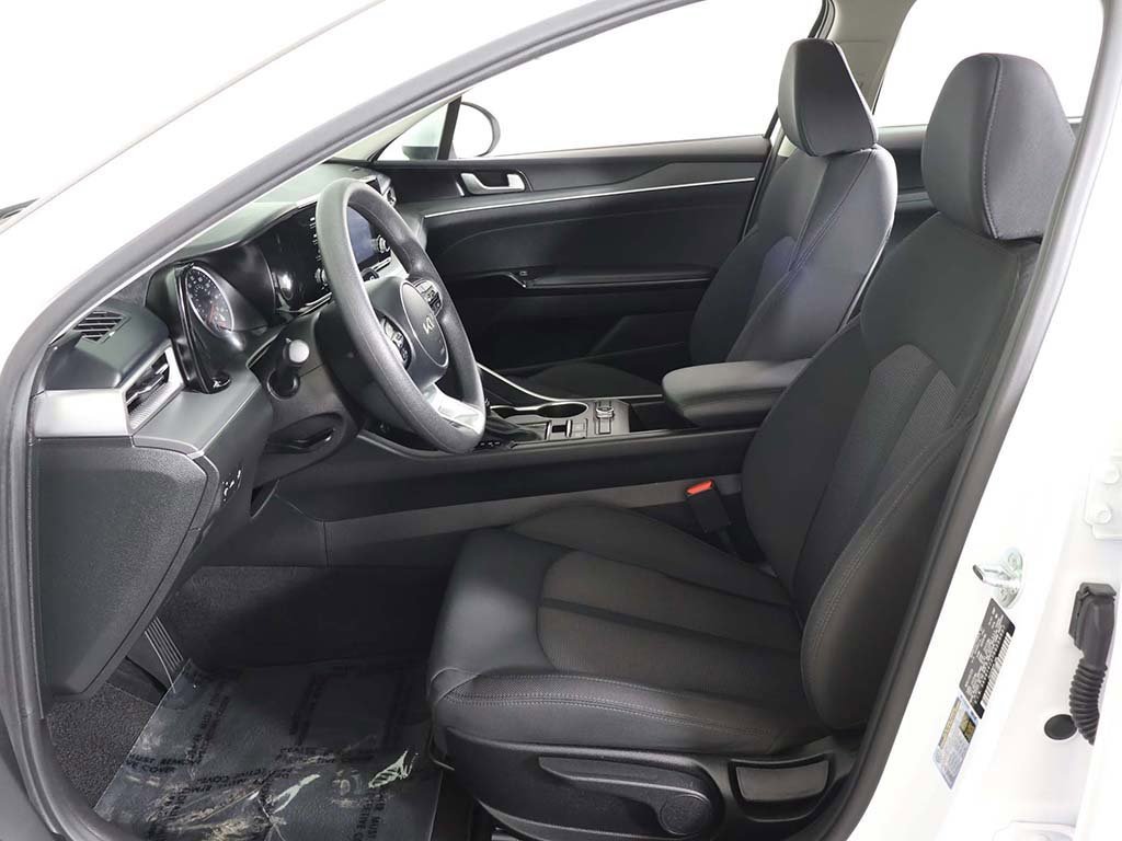 Used 2024 Kia K5 LXS image 29