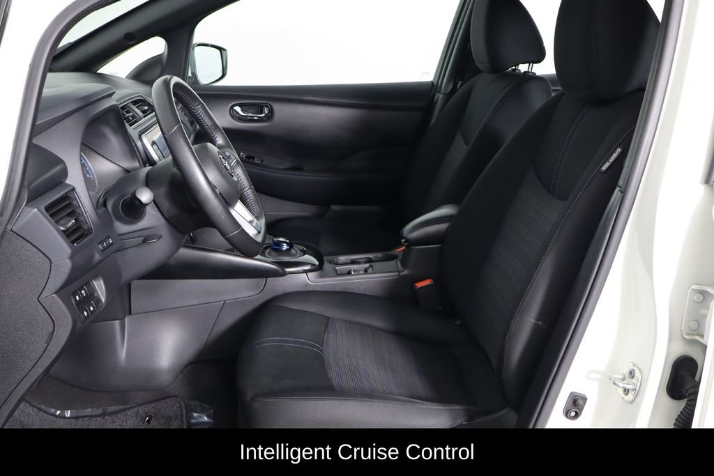 Used 2021 Nissan Leaf SV w/ SV Technology Package FWD image 11