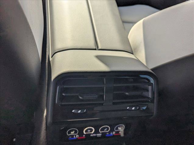 Used 2026 BMW M5 Touring AWD/4WD image 18