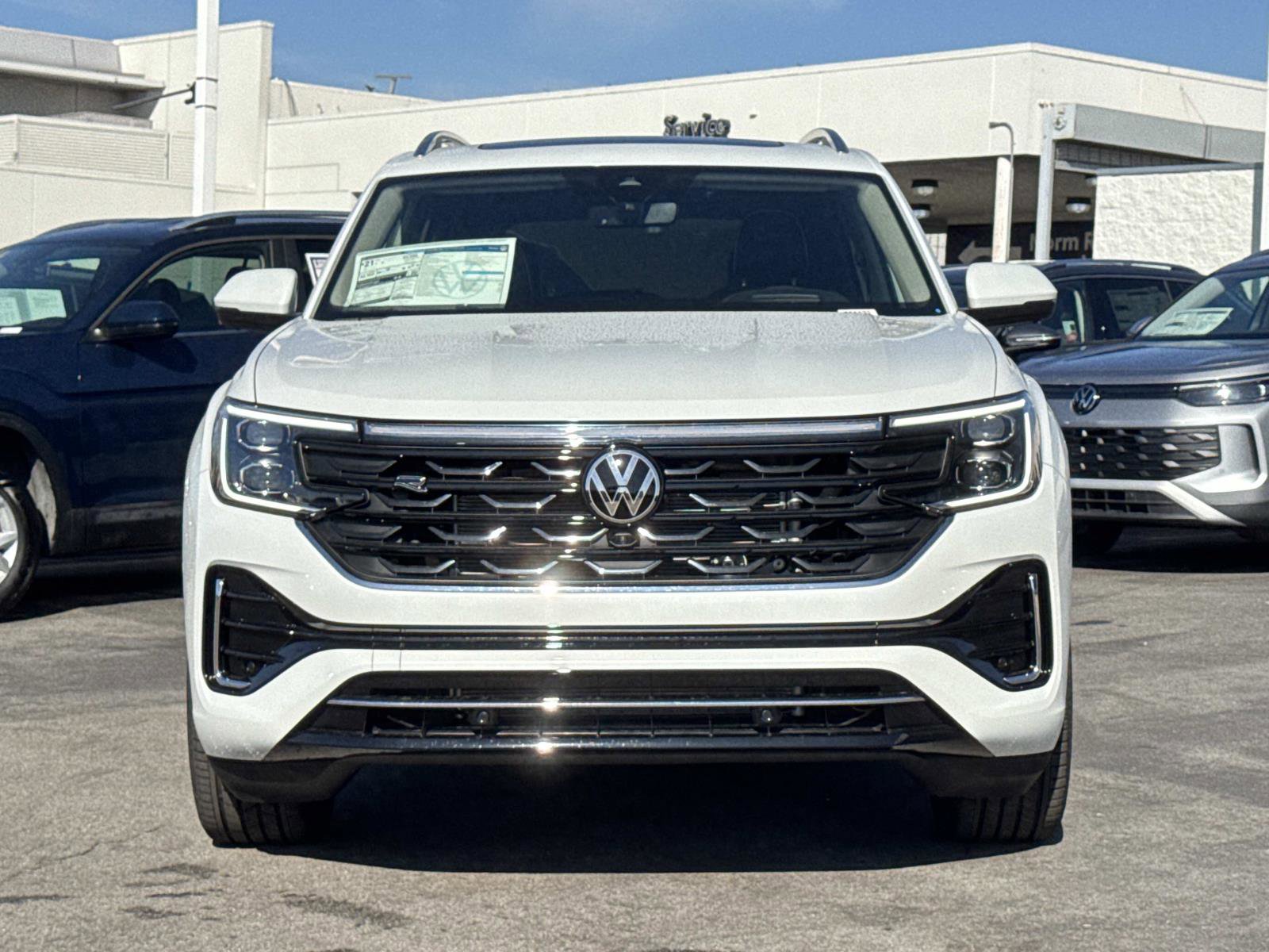 New 2026 Volkswagen Atlas SEL Premium R-Line image 5