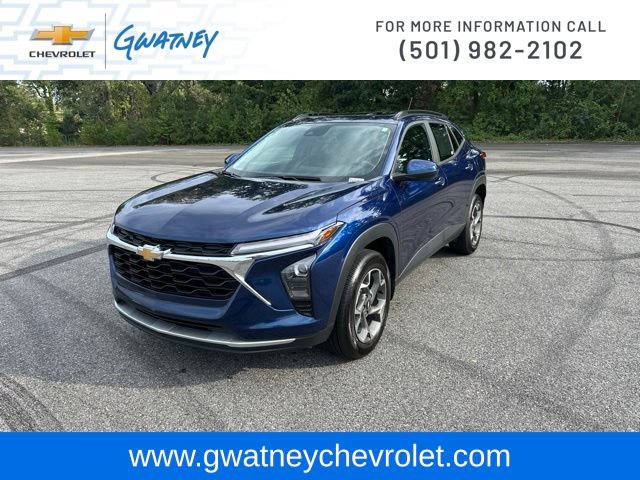 Used 2024 Chevrolet Trax LT w/ Driver Confidence Package FWD image 1