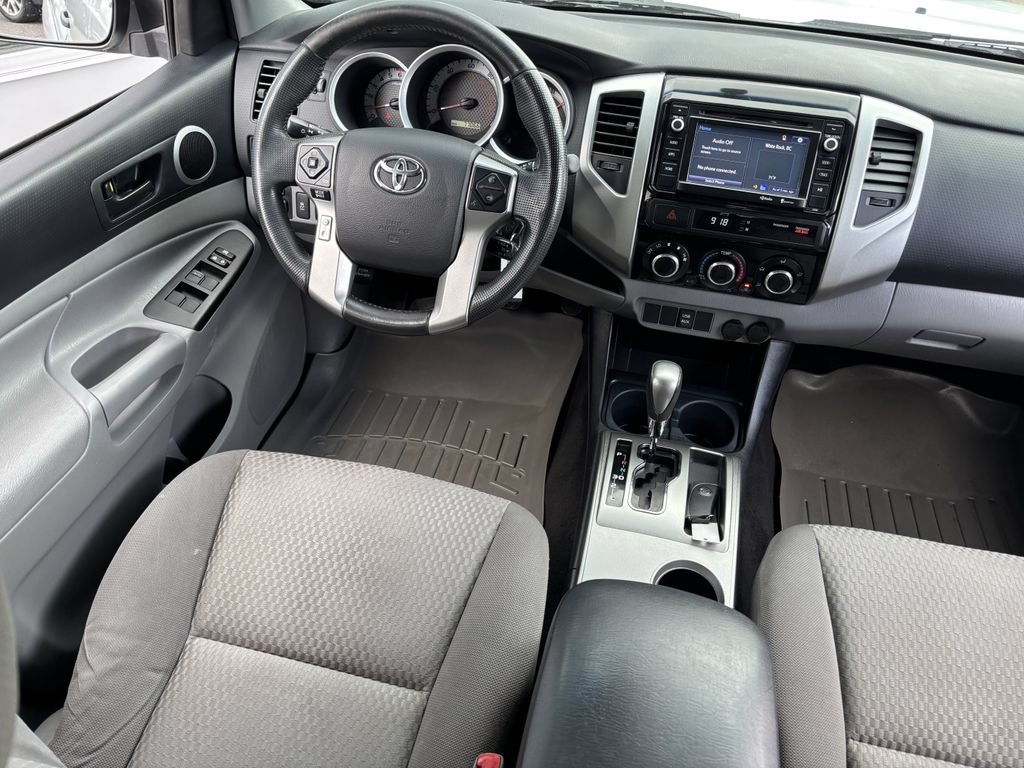 Used 2014 Toyota Tacoma PreRunner w/ SR5 Package RWD image 20
