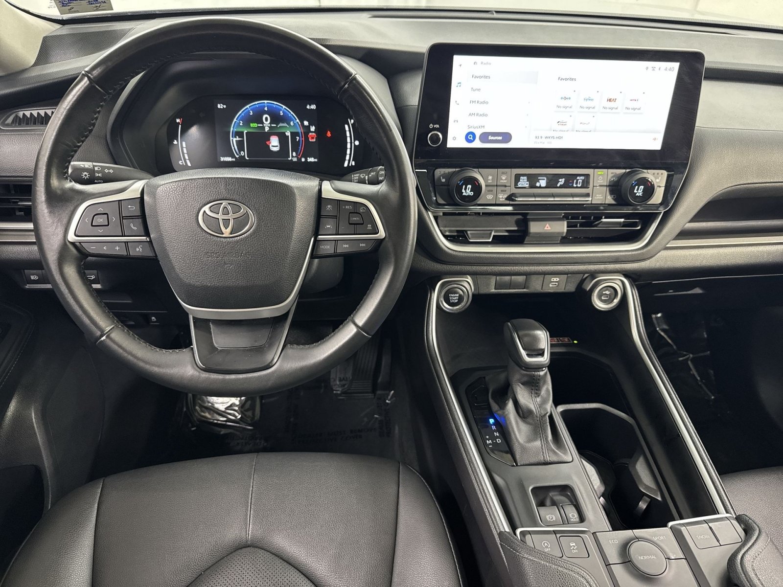 Used 2025 Toyota Grand Highlander FWD image 35