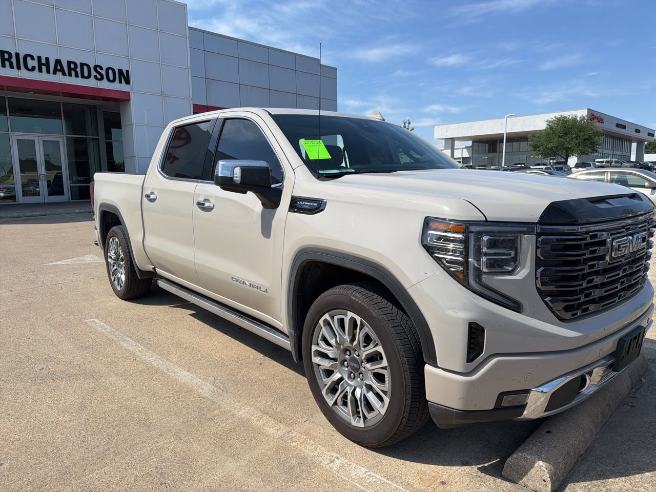 Used 2026 GMC Sierra 1500 Denali Ultimate AWD/4WD image 3