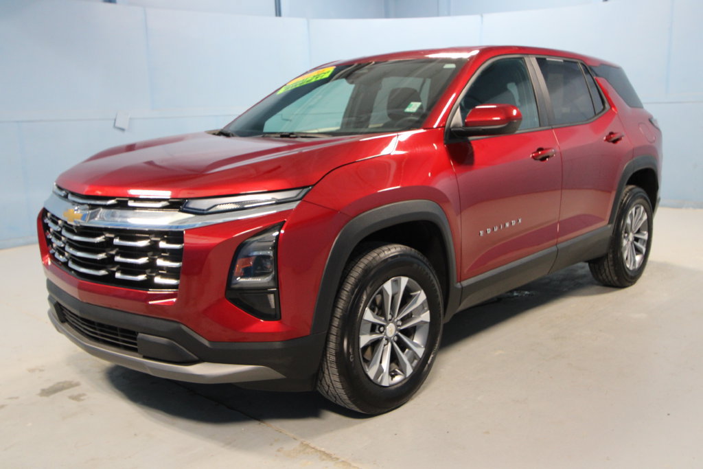Used 2026 Chevrolet Equinox LT FWD image 24